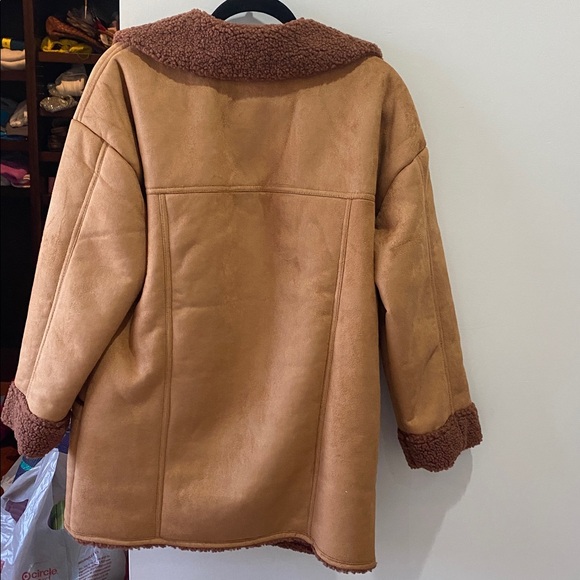 Free people Diogo oversized faux suede and sherpa coat in camel and brown. Small - Picture 3 of 9